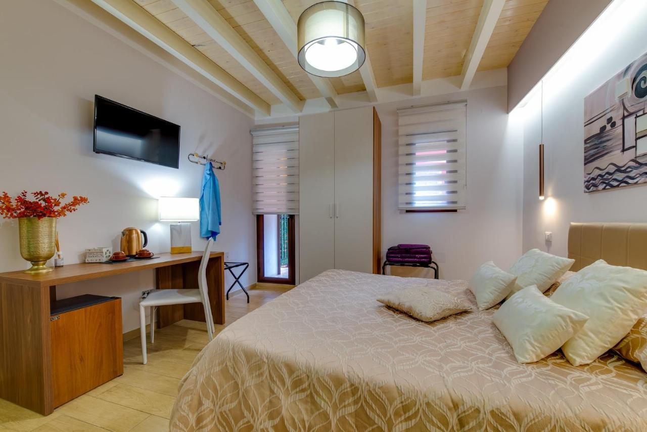 La Finestra Sul Cortile B&B Sciacca Kültér fotó
